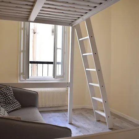Renovated Studio In *